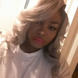 Meet your Posher, Brianna